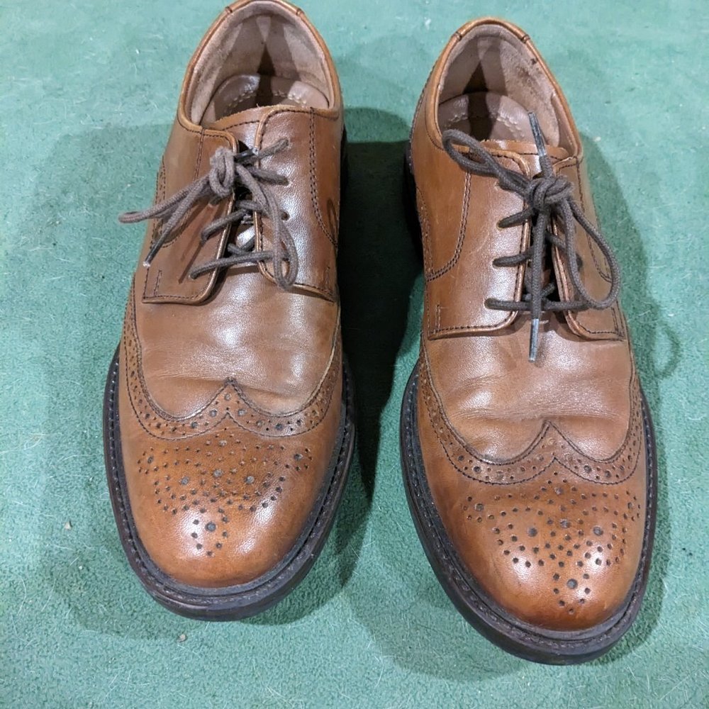 Johnston & Murphy Tan Wingtip Size 7.5 Men's